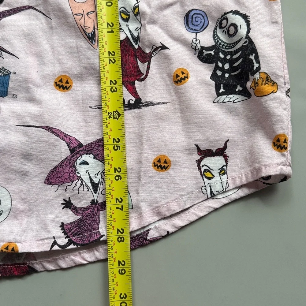 Disney Nightmare Before Christmas Cakeworthy Button-Up Shirt Pink M